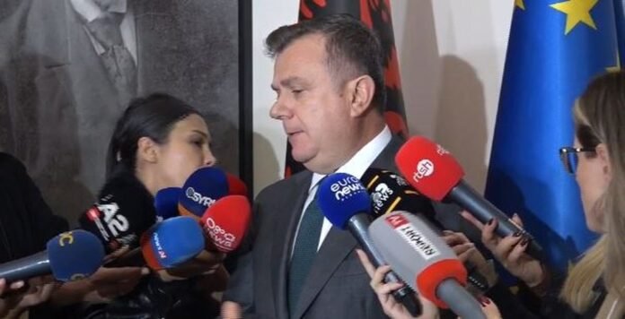 Balla ashpërson gjuhën ndaj protestuesve/ “Janë huliganë, duhen ndëshkuar”