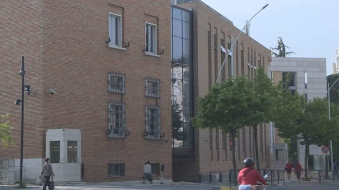 “Para se të bëhet mirë, do të bëhet më keq”/ Banka e Shqipërisë paralajmëron për çmimet