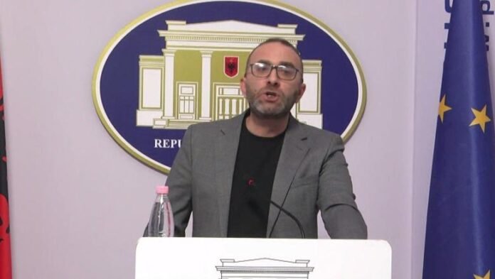 Debati për SHISH bllokohet në Kuvend/ Bardhi akuza mazhorancës