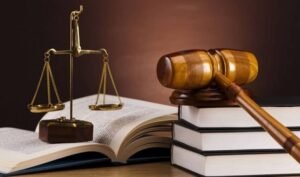 GJKKO u mbyll celularët edhe avokatëve/ Reagimi i fortë, mblidhet Këshilli i Avokatisë