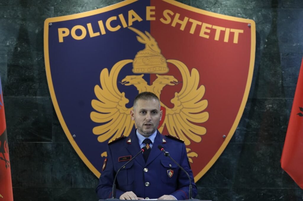Digjet Komisariati nr. 3 në Tiranë, 10 policë të plagosur/ Reagon Skënder Hita