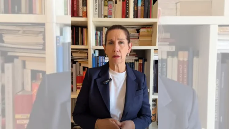 Nxënësit largohen nga mësimi, prindërit kanë frikë/ Ku ishte ministrja këto 3 ditë?