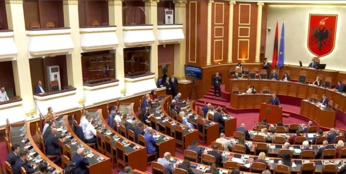 Paraburgimet në pikëpyetje, pasuritë në fokus/ Çfarë i kërkon Kuvendi-SPAK-ut