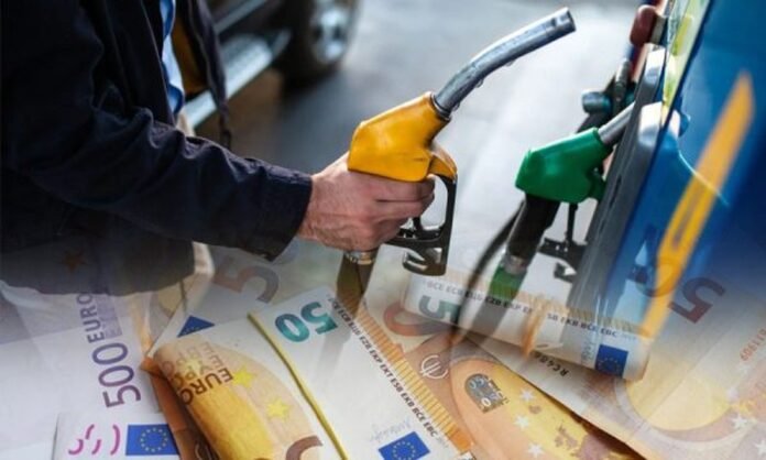Nafta mbi 90 dollarë në botë/ Çmimi në Shqipëri arrin 219 lekë për litër