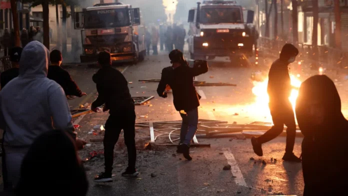 Antiterrori heton thirrjet për akte terroriste në rrjetet sociale/ Kush janë autorët e panikut?