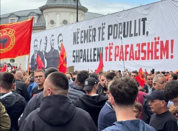 “Bashkimi i Shqipërisë me Kosovën”/ Thirrja e Flutura Açkës pas vendimit të Hagës