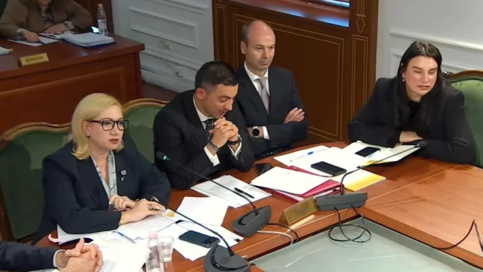 Imunitet për Guvernatorin?/ Përplasje në Komisionin e Ligjeve